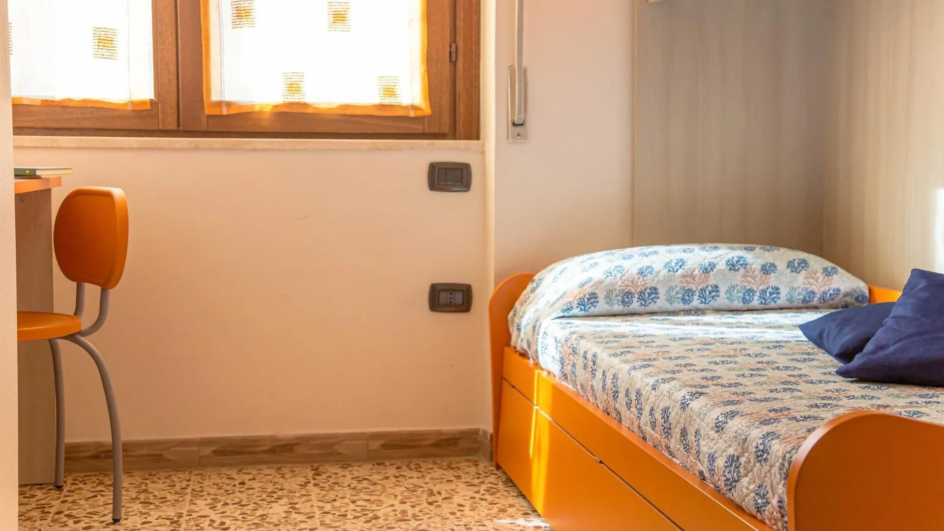 Casa Mary, A Pochi Passi Dal Mare Iun R9437 Apartment Cala Gonone