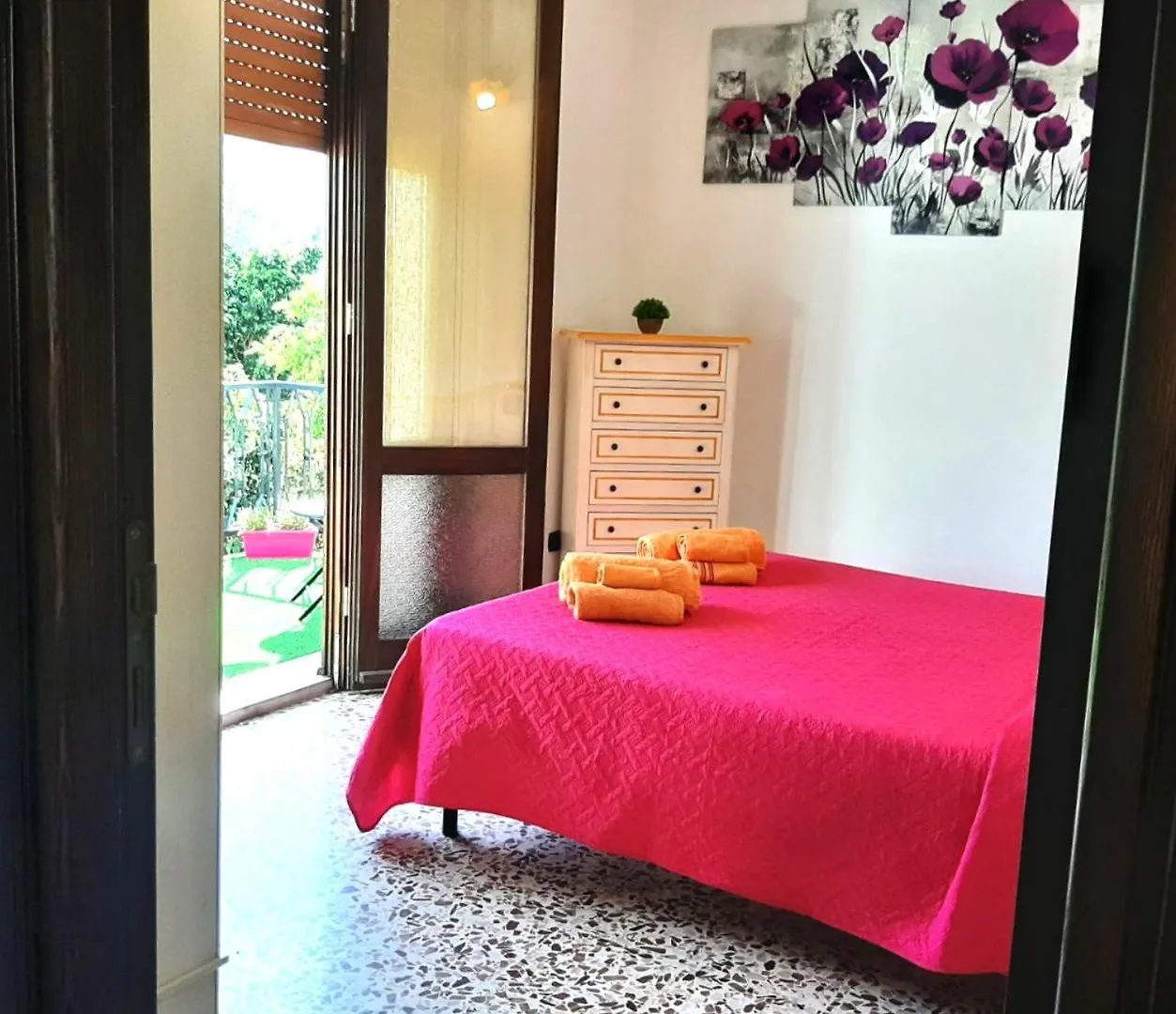 Casa Mary, A Pochi Passi Dal Mare Iun R9437 Apartment Cala Gonone Italy