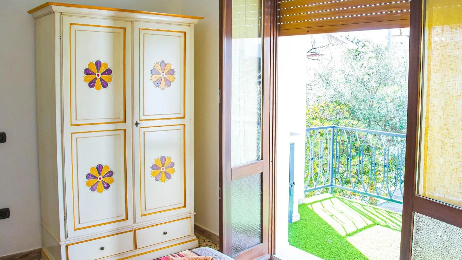 Casa Mary, A Pochi Passi Dal Mare Iun R9437 Apartment Cala Gonone